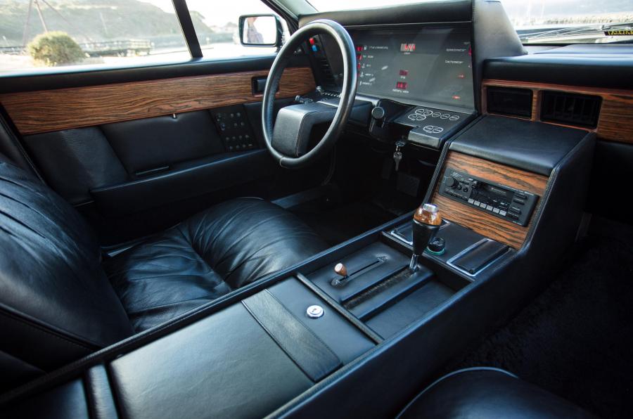 Интерьер Aston Martin Lagonda 1982 года  (NA) (фото 29 из 35)